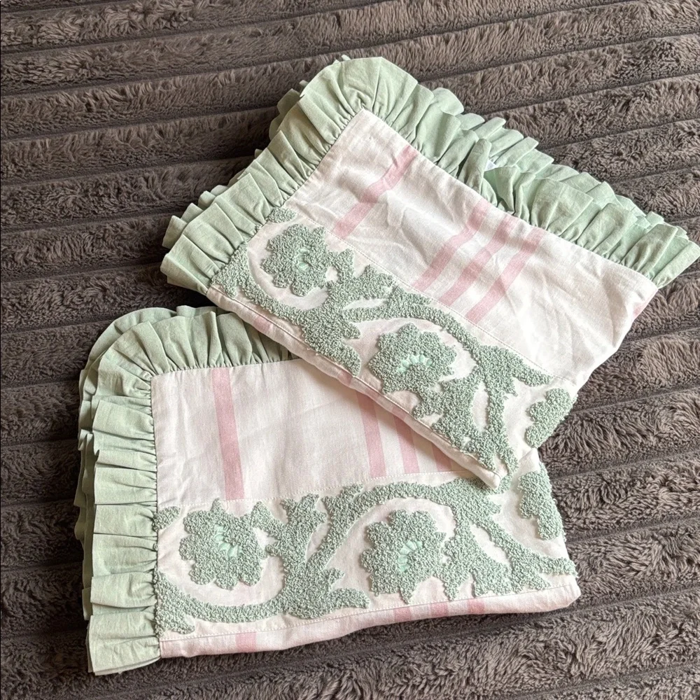 Williams-Sonoma Pillow Shams Set